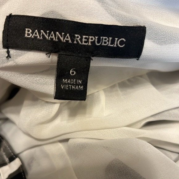 Banana Republic Zebra 🦓 Print Midi Dress with Button Front Closure/ Size 6 - Picture 8 of 9